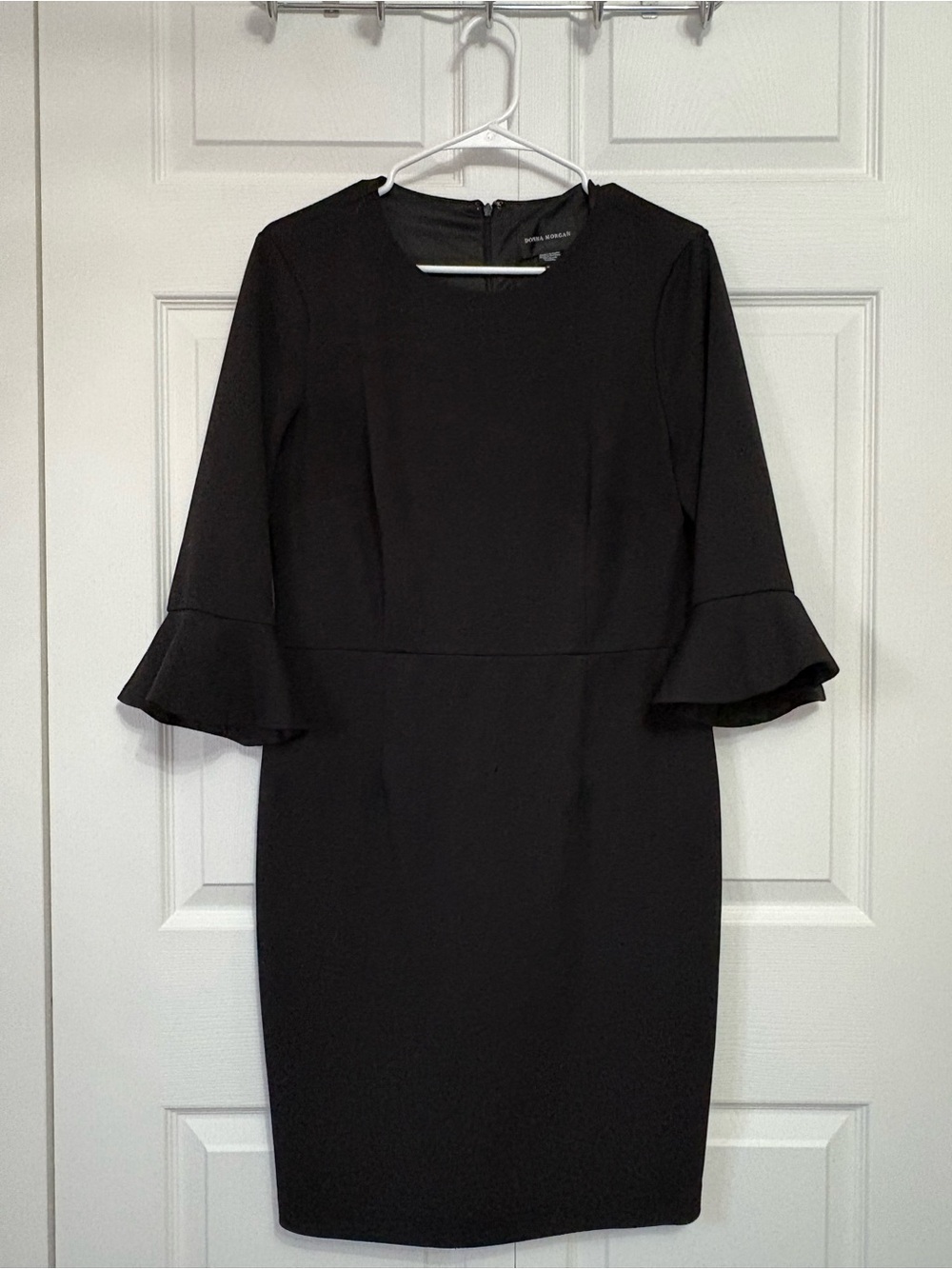 Donna Morgan Black Bell-Sleeve Sheath Dress